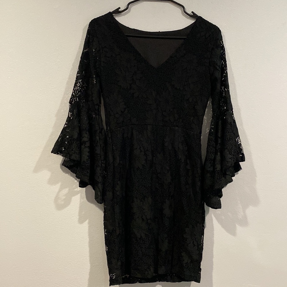 Lulus Black Full Lace Dress with Bell Bottom Sleeves - V Shaped Back -Size Small - Picture 5 of 8